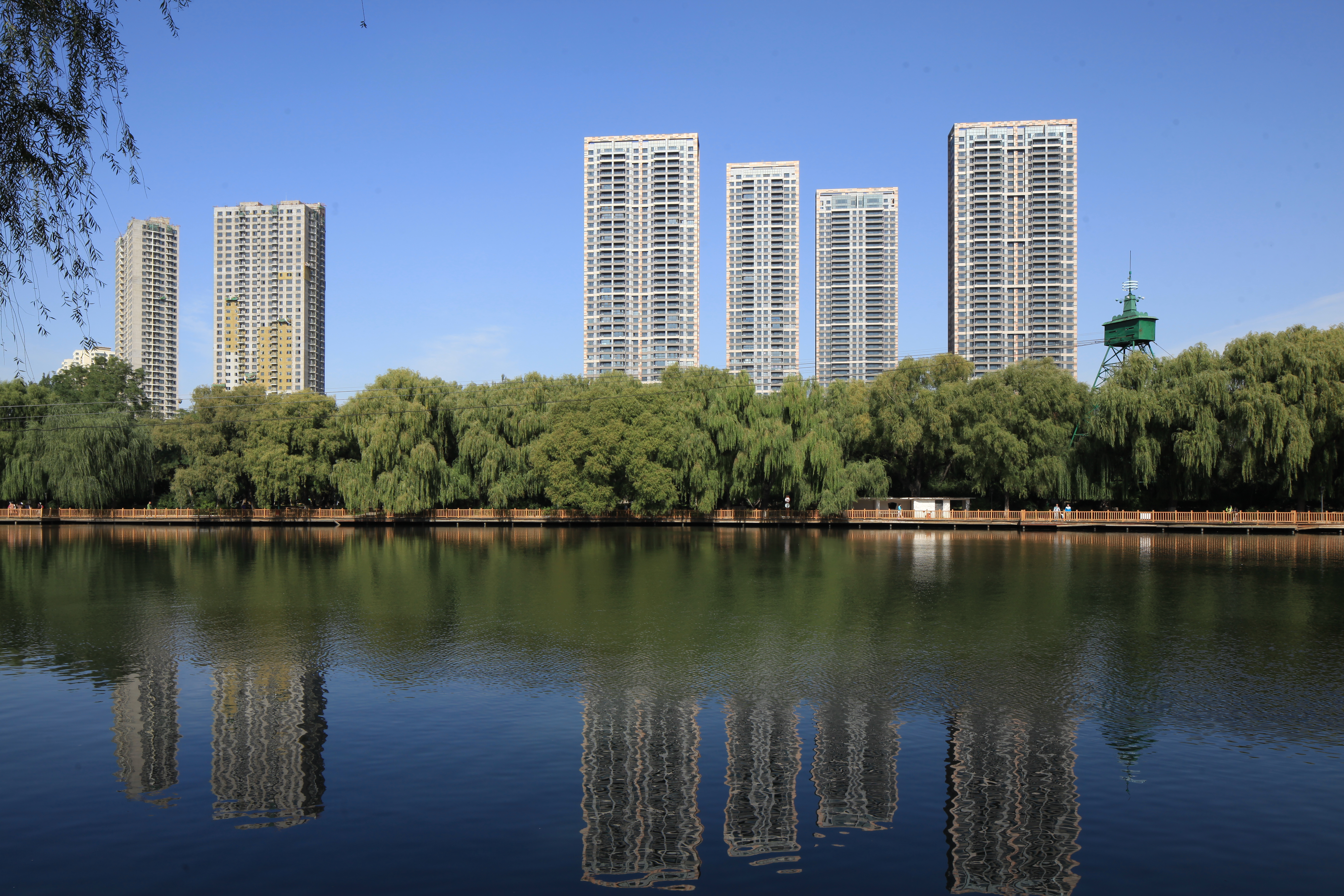水塔p掉，左面楼房去掉.JPG