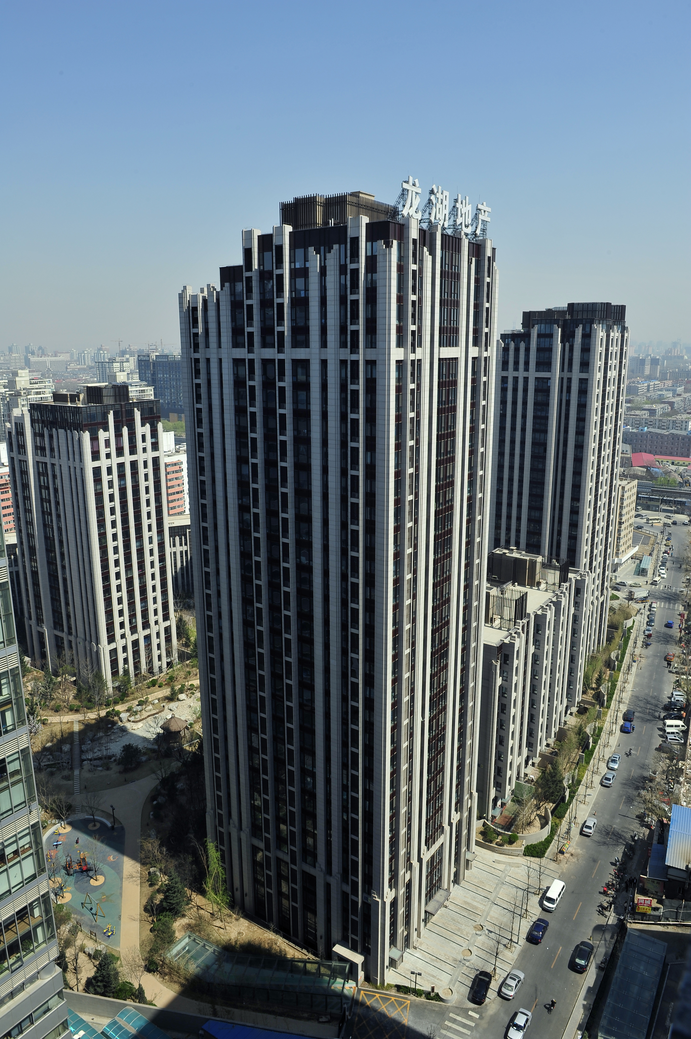 北京龙湖中关村.JPG